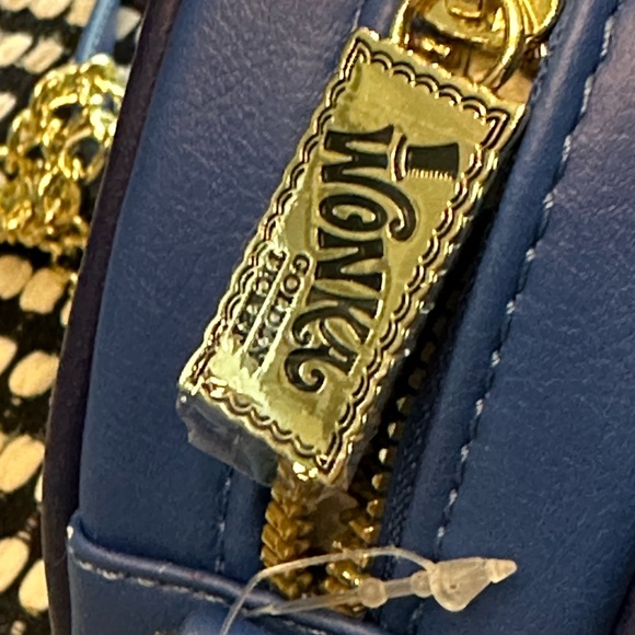 Wamer Bros Willy Wonka Chocolate Factory Violet Beauregarde Blueberry Crossbody - Picture 13 of 16